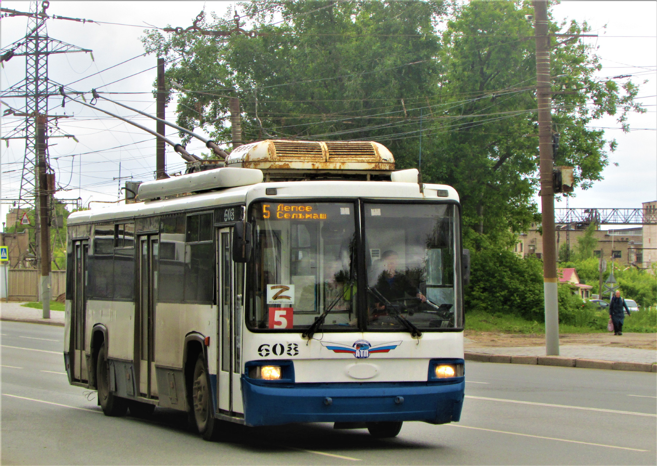 Киров, БТЗ-52768А № 608