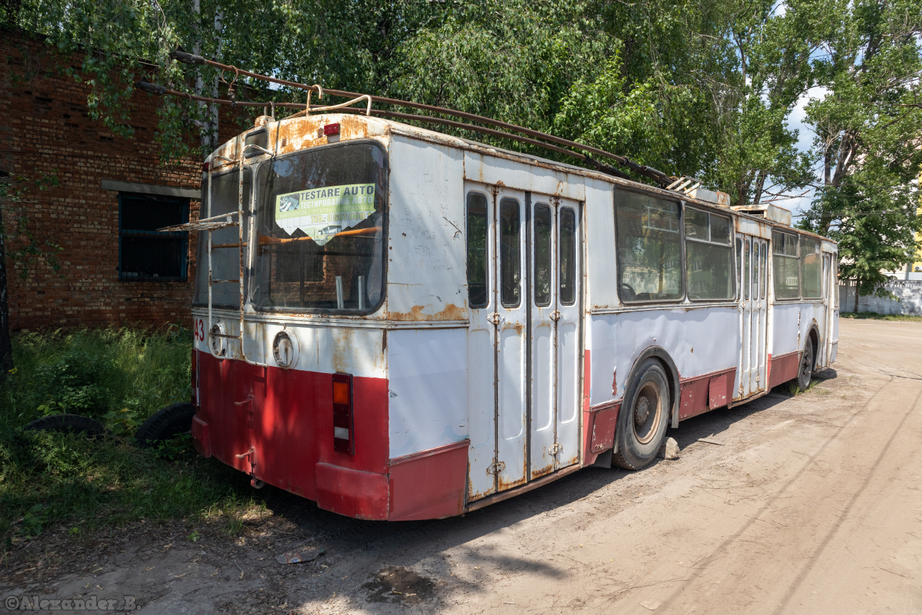 Бельцы, ЗиУ-682В № 143