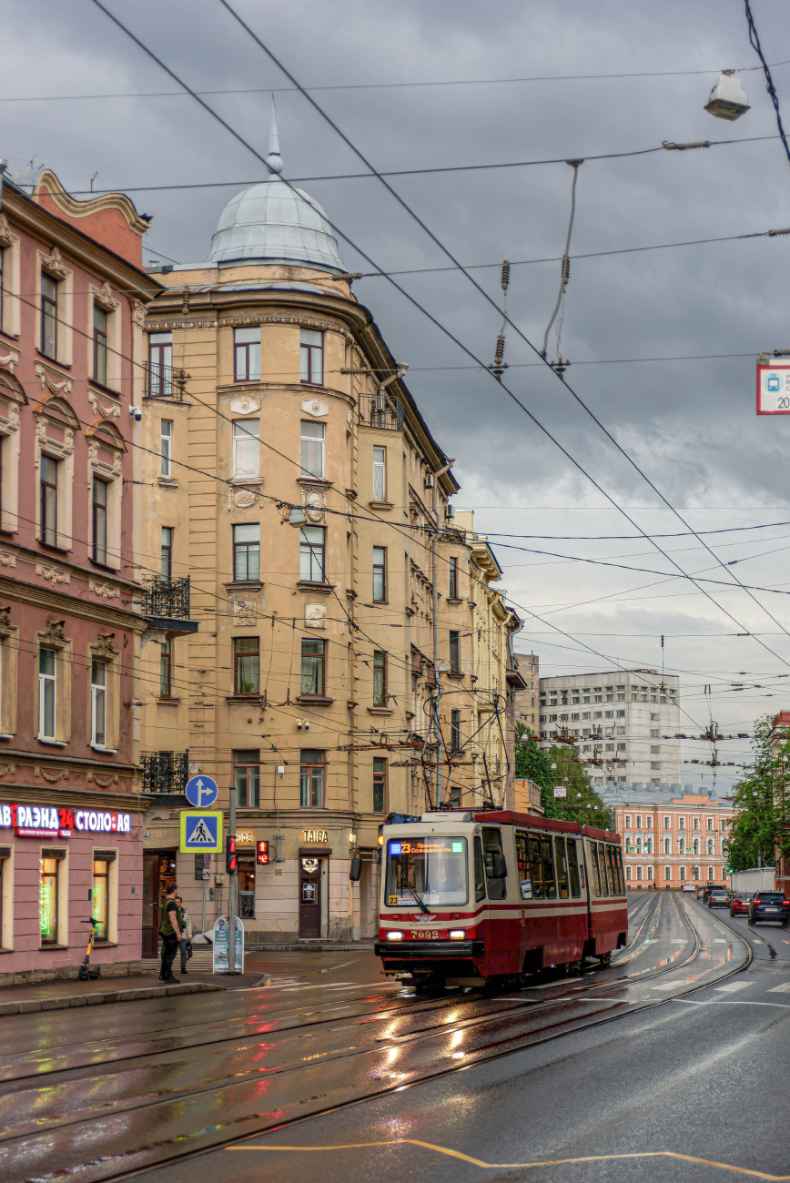 Санкт-Петербург, ЛВС-86М2 № 7092