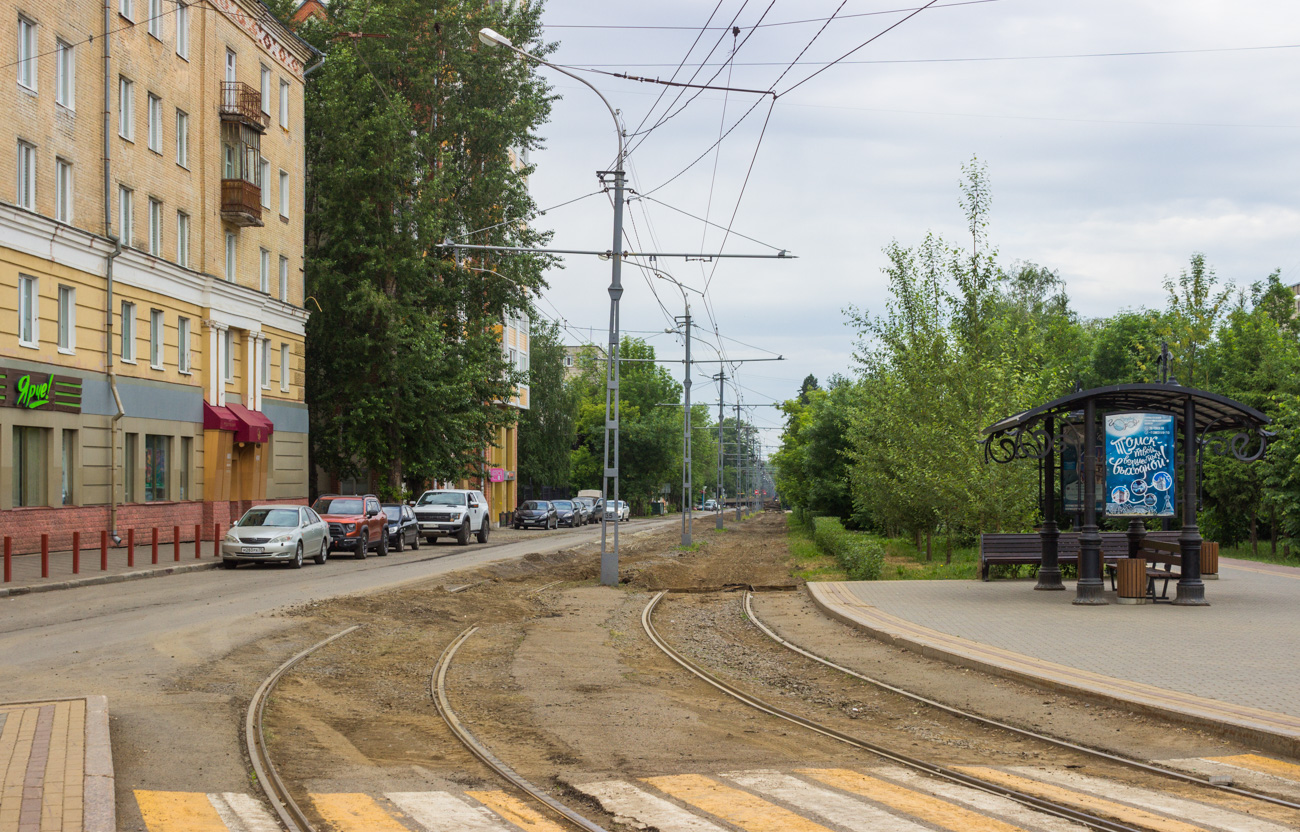 Tomsk — Repairs of tram tracks and catenary