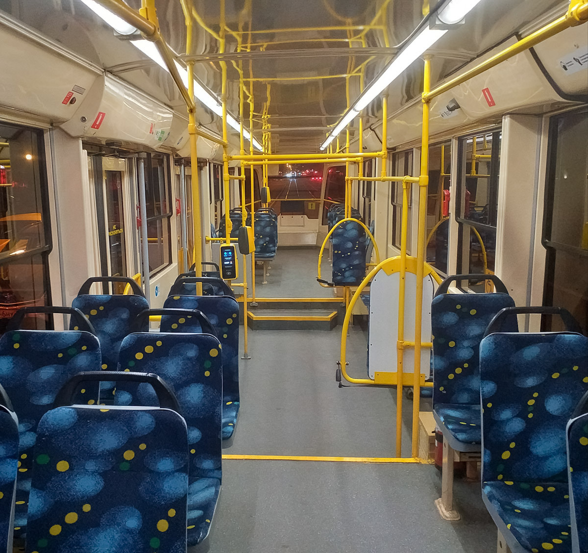 Москва, 71-623-02 № 2651