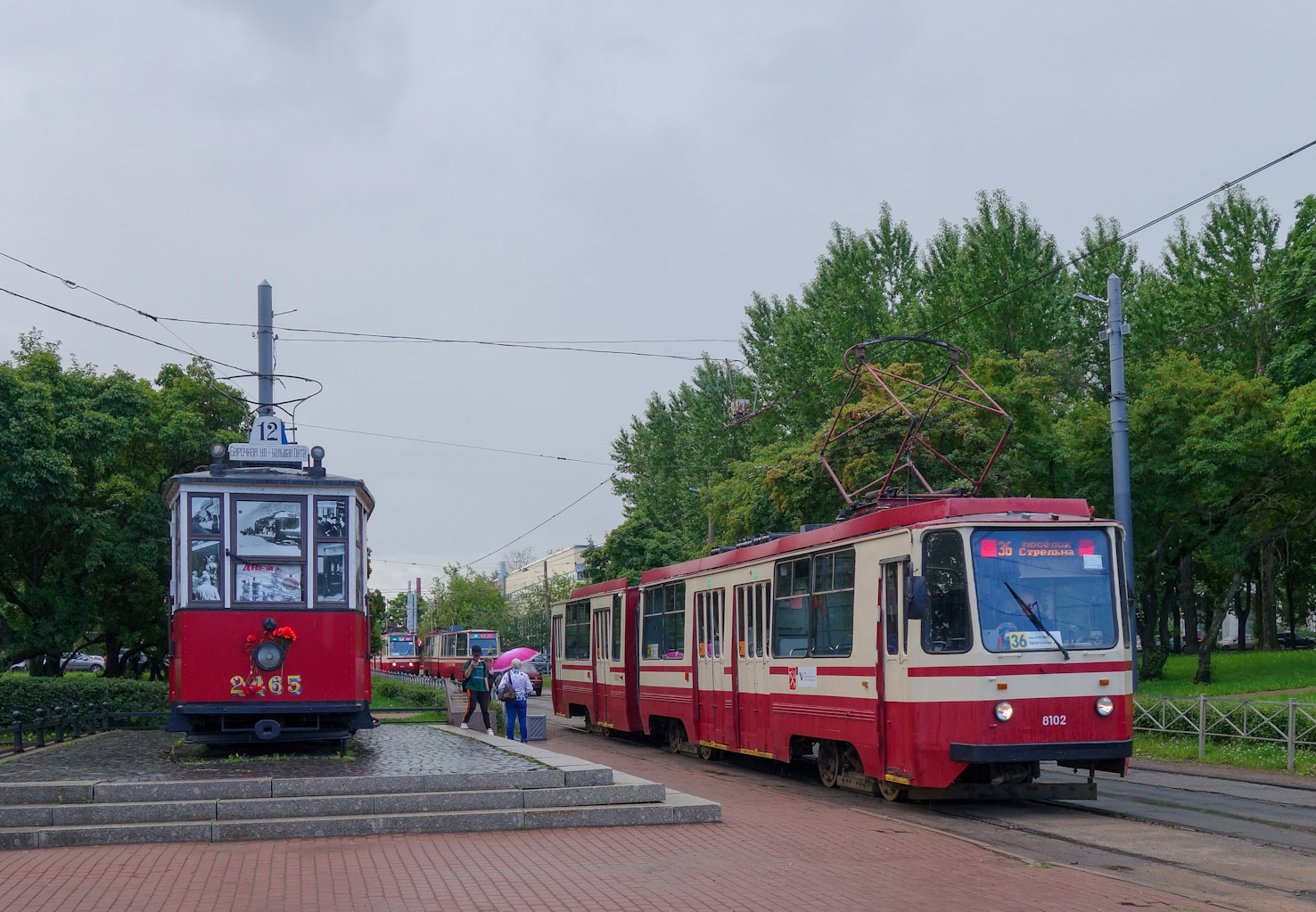 Санкт-Петербург, МС* № 2465; Санкт-Петербург, 71-147К (ЛВС-97К) № 8102