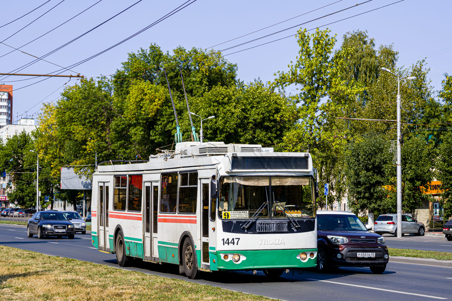 Penza, ZiU-682G-016.02 # 1447