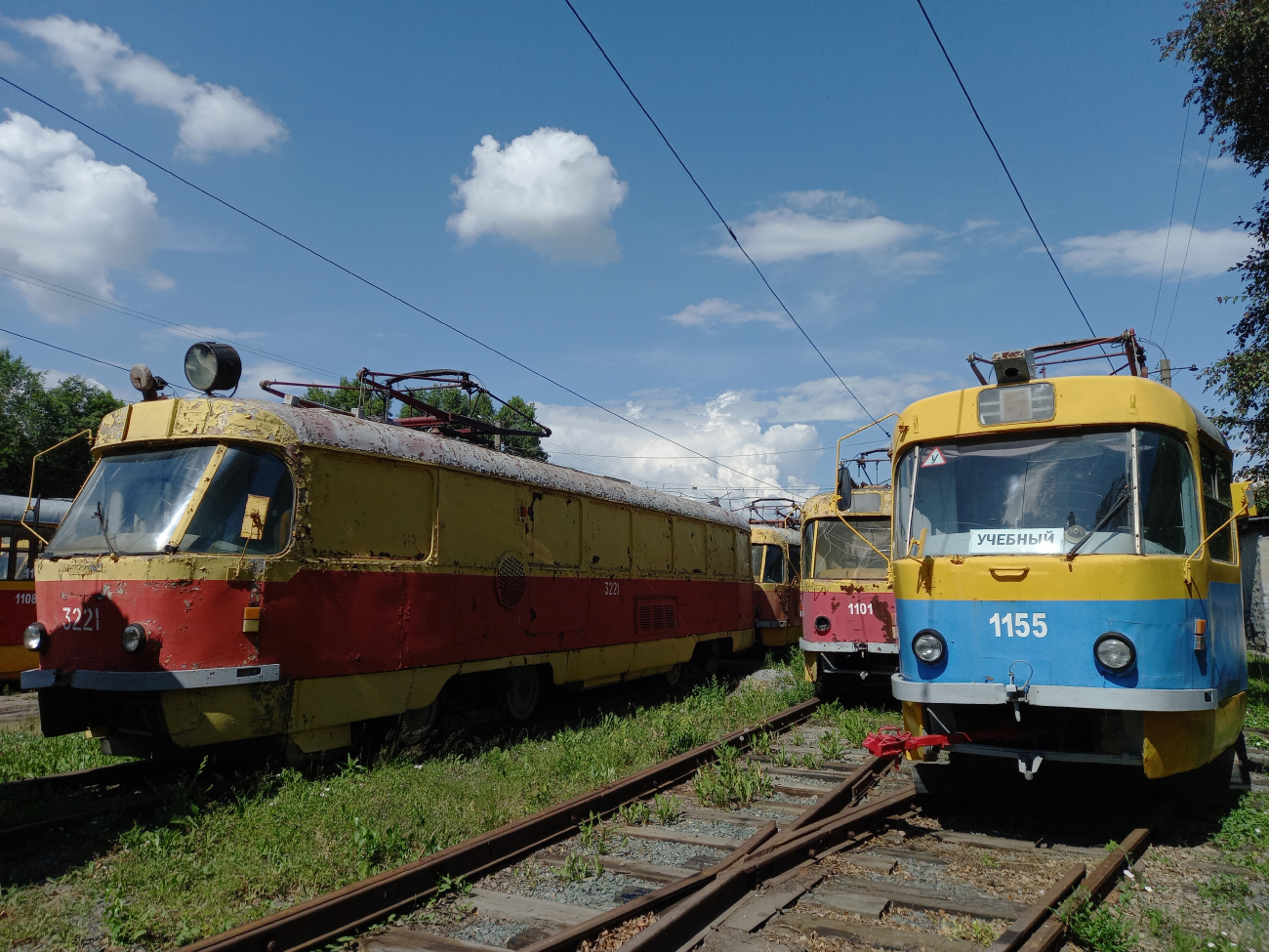 Barnaul, Tatra T3SU (2-door) č. 3221; Barnaul, Tatra T3SU č. 1155