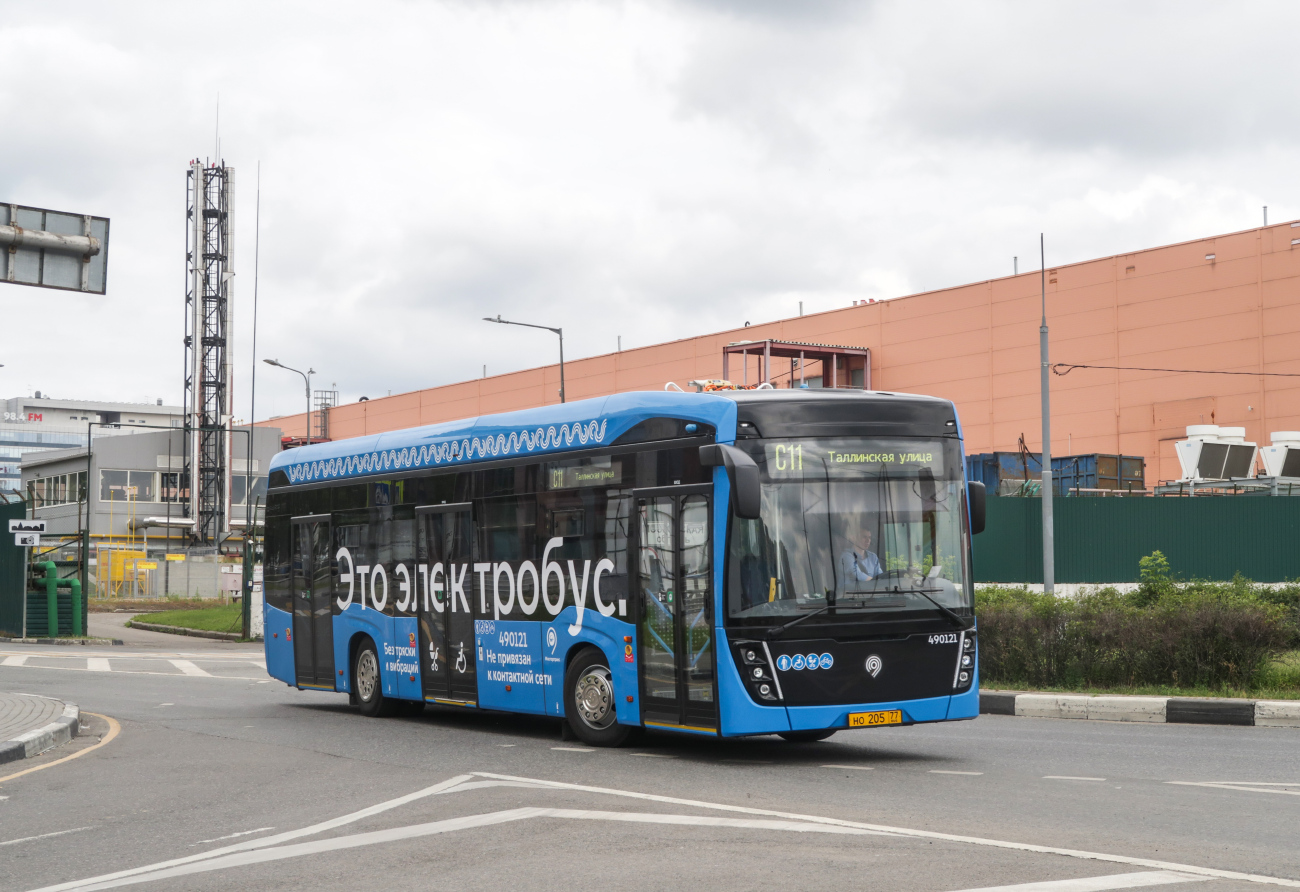 Москва, КАМАЗ-6282 № 490121