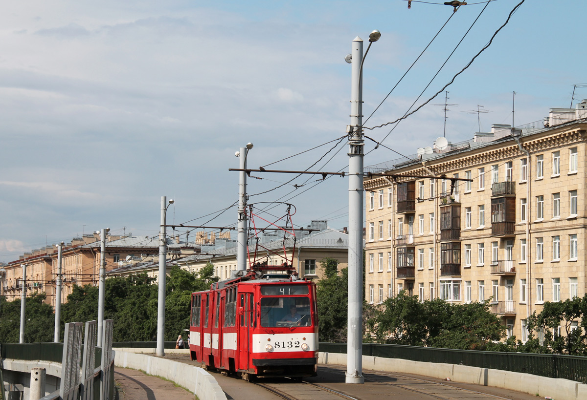 Санкт-Петербург, ЛВС-86К № 8132; Санкт-Петербург — Мосты