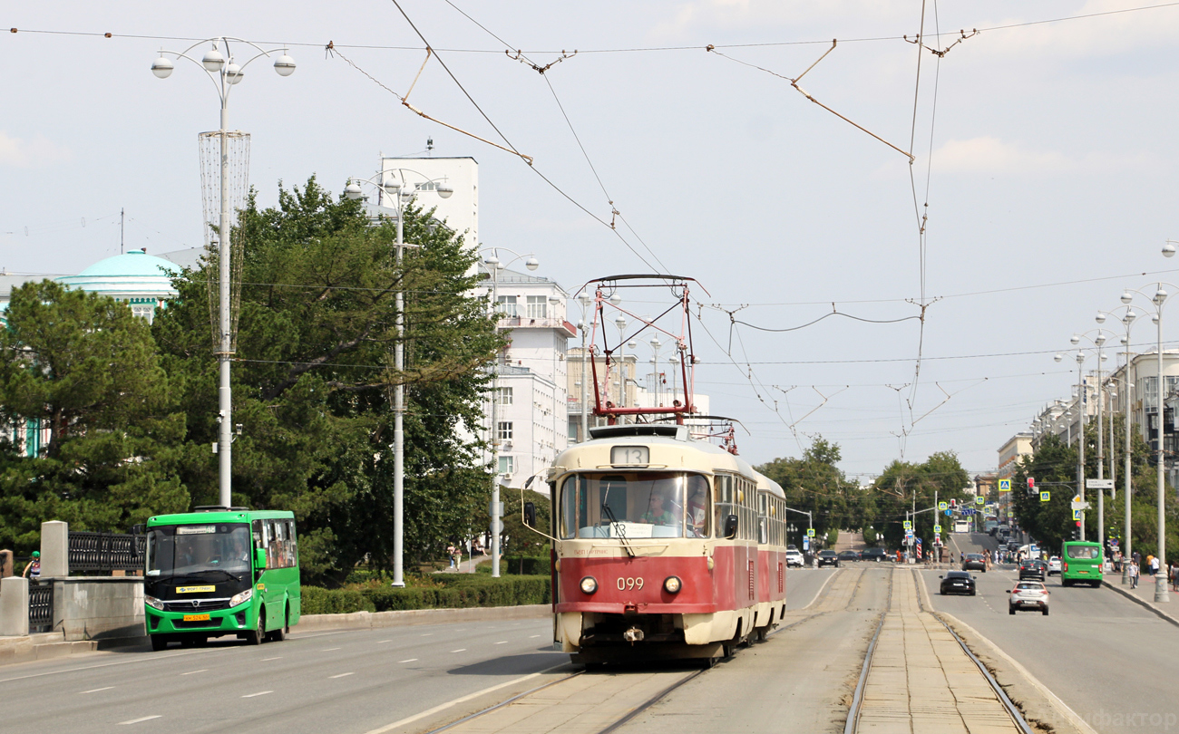 Jekatěrinburg, Tatra T3SU (2-door) č. 099
