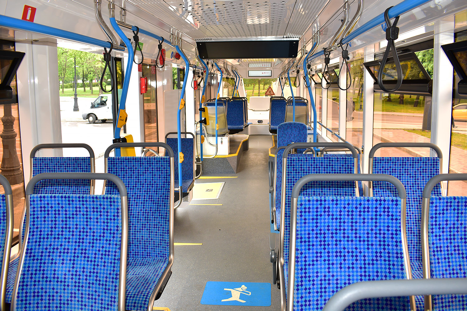 Москва, 71-911ЕМ «Львёнок» № 30618