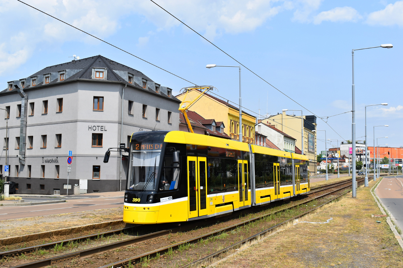 Пльзень, Škoda 40T ForCity Smart № 390