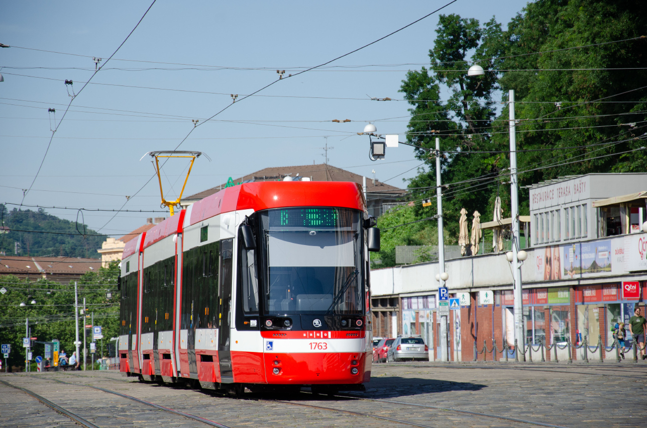 Brno, Škoda 45T ForCity Smart č. 1763
