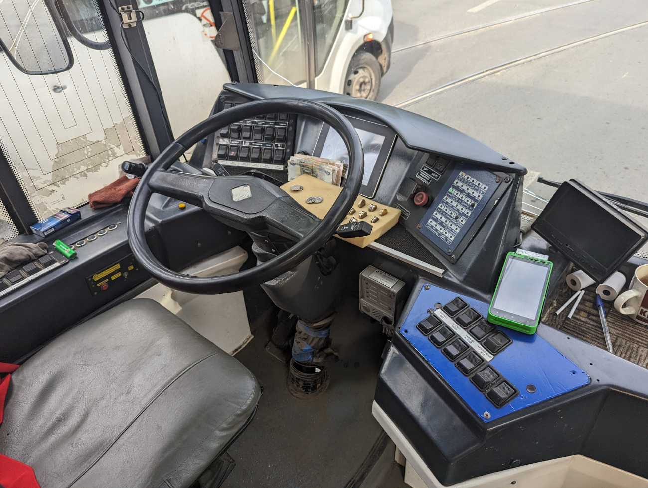 Саратов, Тролза-5265.00 «Мегаполис» № 2306