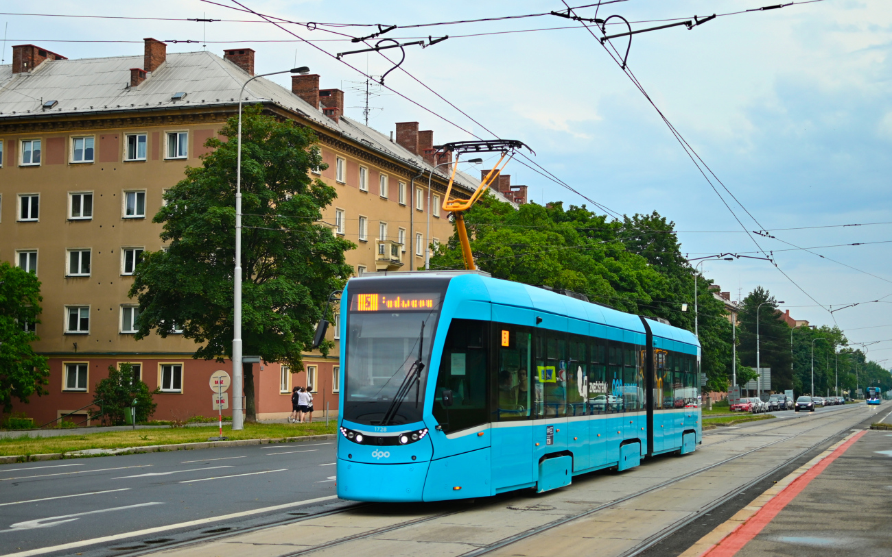 Острава, Stadler Tango NF2 № 1728