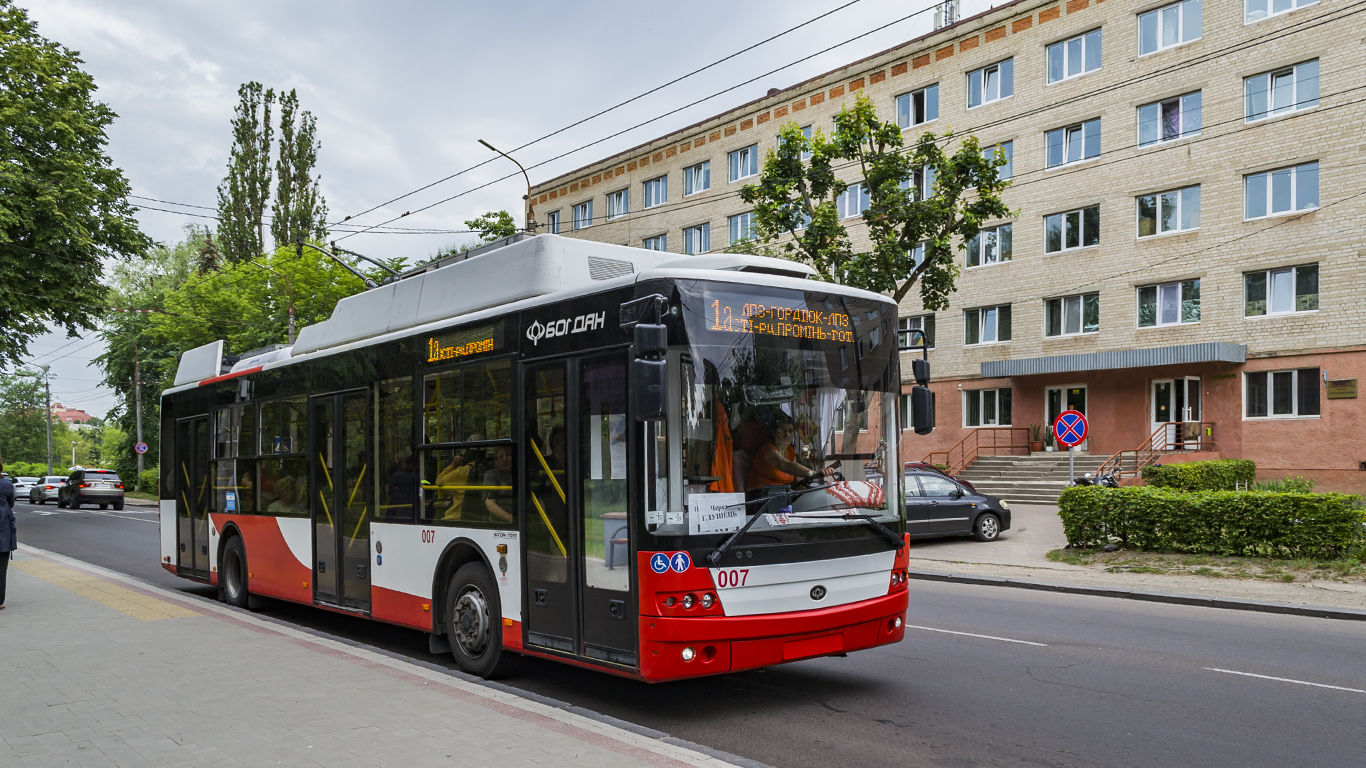 Луцк, Богдан Т70117 № 007