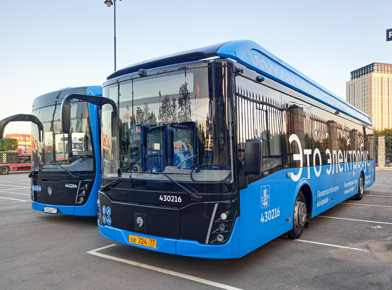 Moskau, LiAZ-6274 Nr. 430216