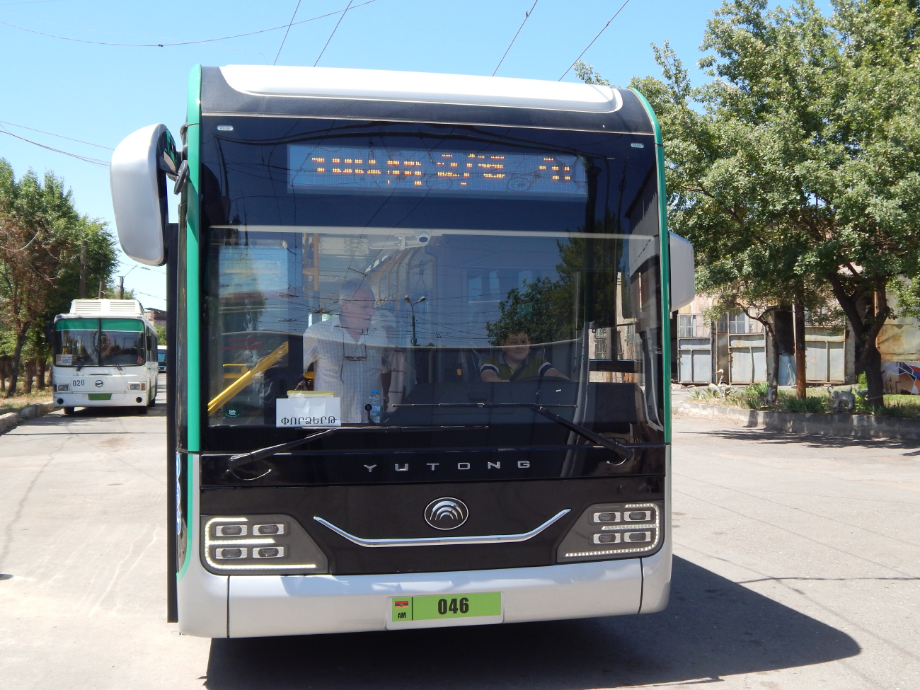 Ереван, Yutong ZK6128BEVG № 046