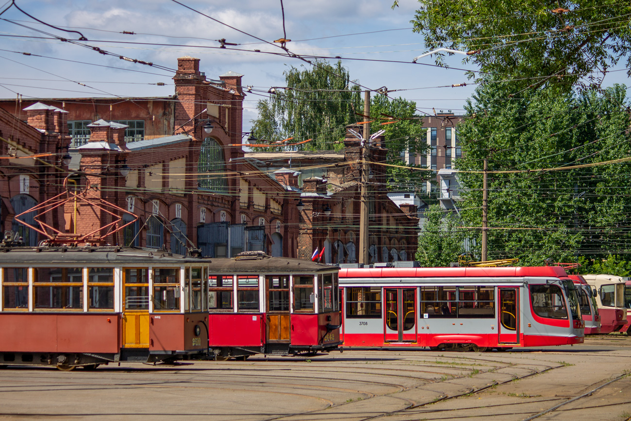 Szentpétervár — Exposition-exhibition complex of urban electric transport (ex. Museum); Szentpétervár — Tramway depot # 3