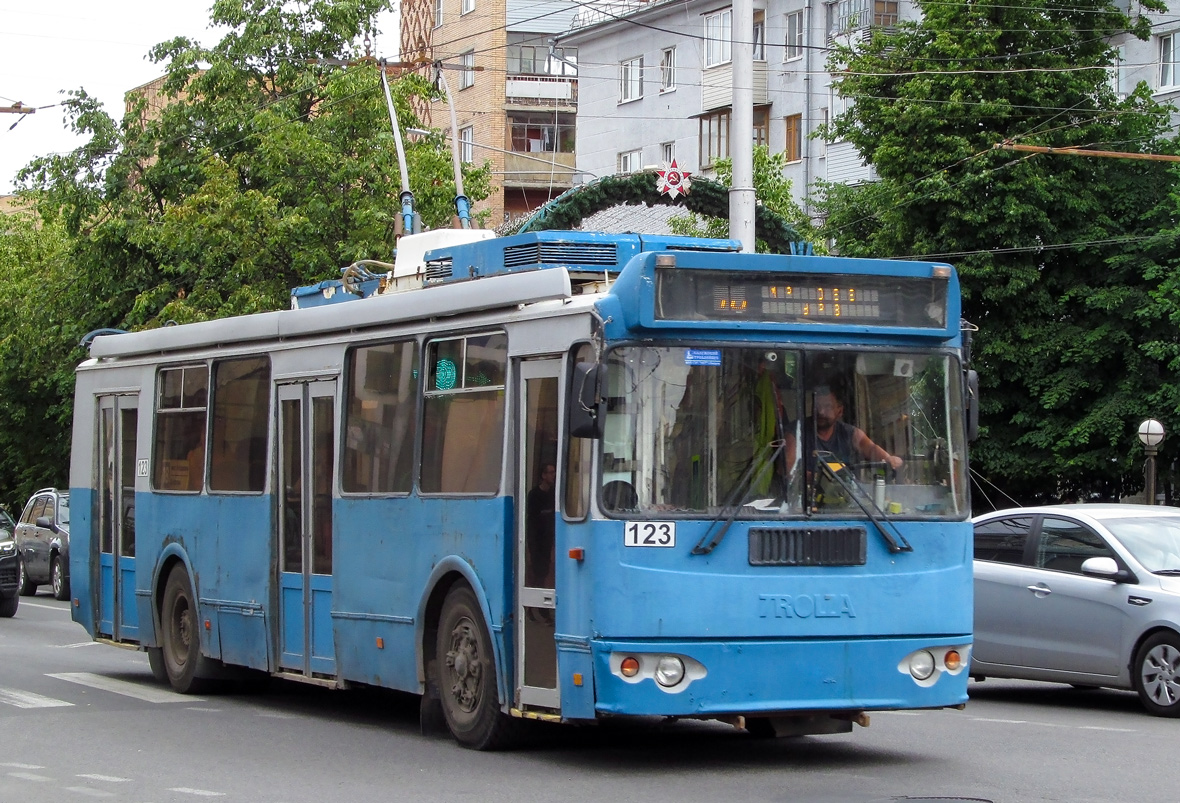 Калуга, ЗиУ-682Г-016.02 № 123