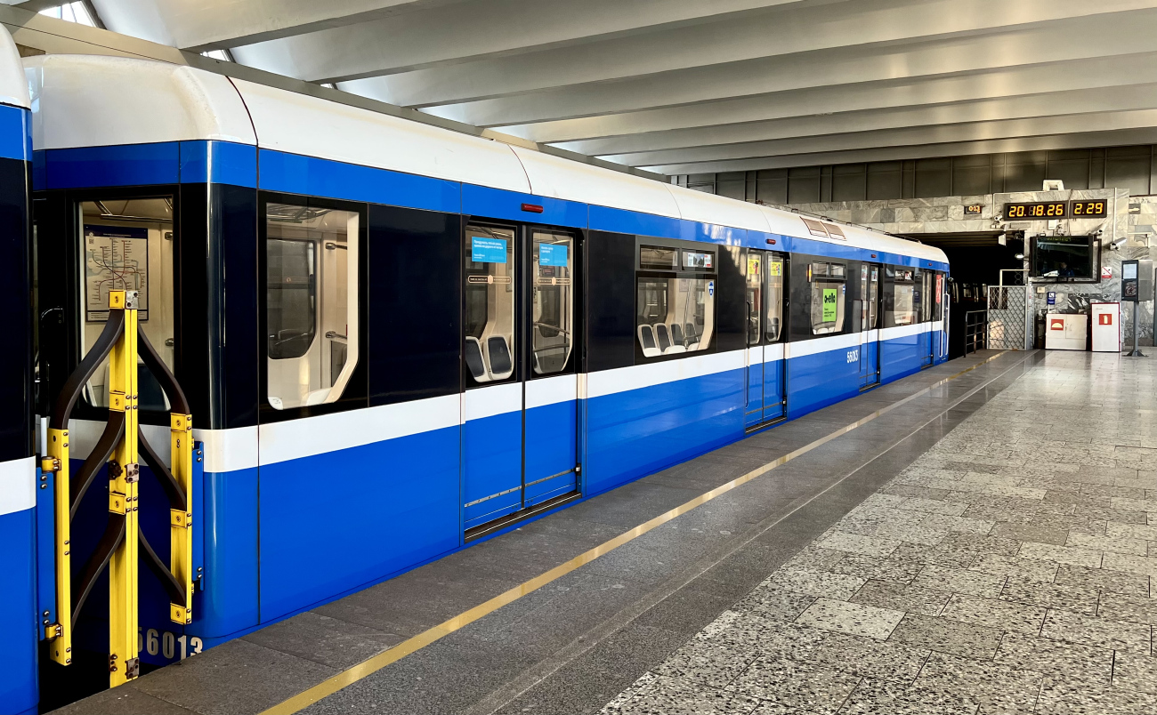 Санкт-Петербург, 81-556 «НеВа» № 56013