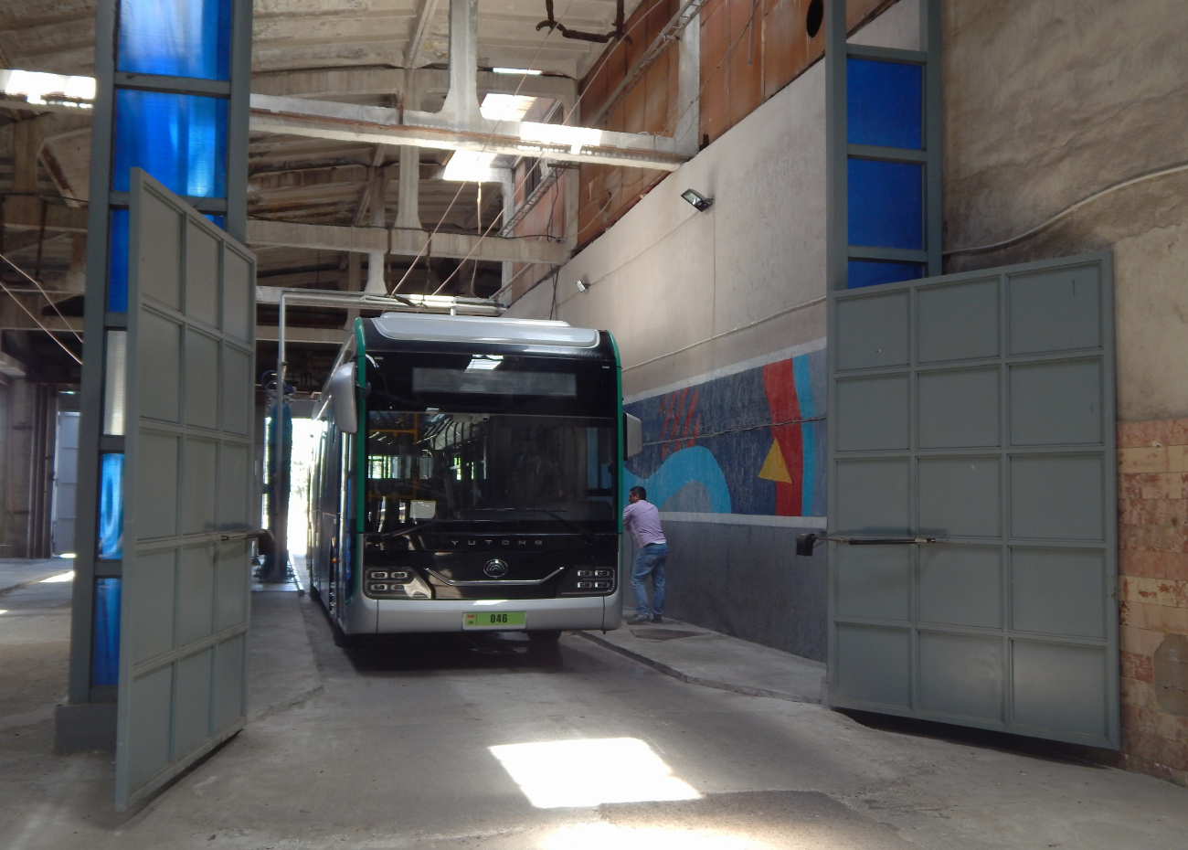 Ереван, Yutong ZK6128BEVG № 046