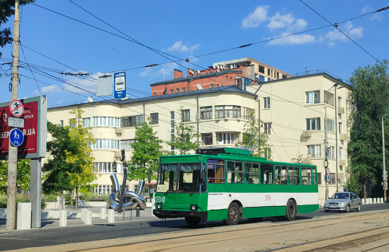 Днепр, ЮМЗ Т1Р (Т2П) № 2041