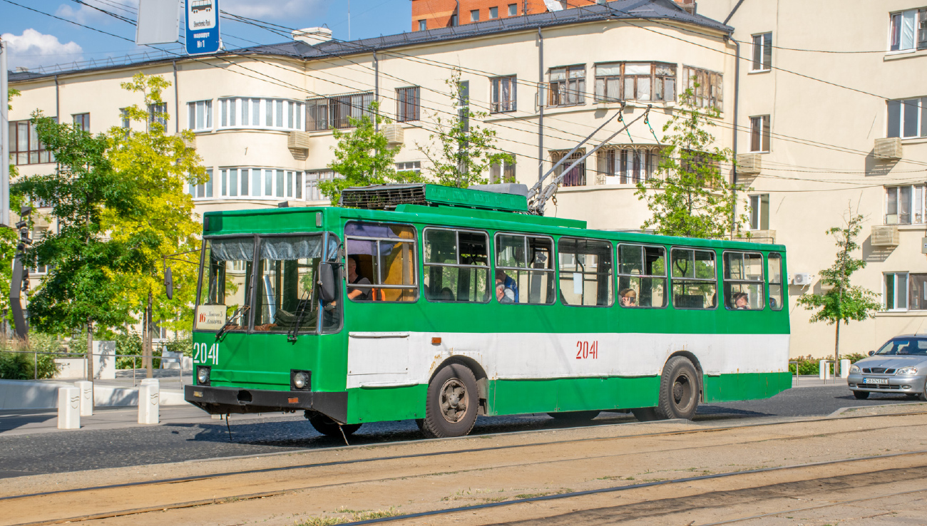 Днепр, ЮМЗ Т1Р (Т2П) № 2041