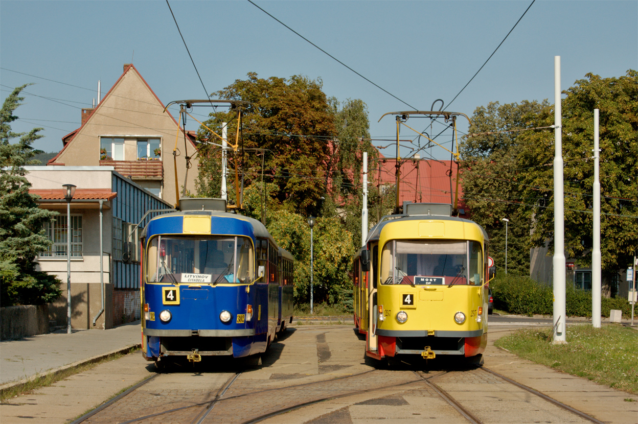 Мост ― Литвинов, Tatra T3M.3 № 302; Мост ― Литвинов, Tatra T3M.3 № 237