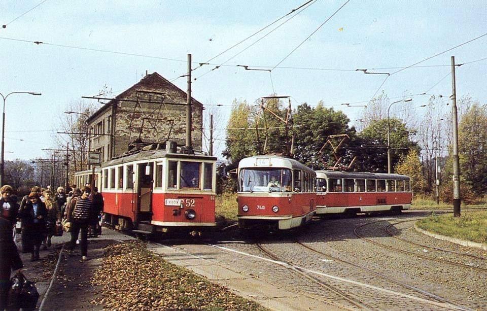 Острава, Двухосный моторный KPS № 52; Острава, Tatra T3 № 740; Острава — Старые фотографии
