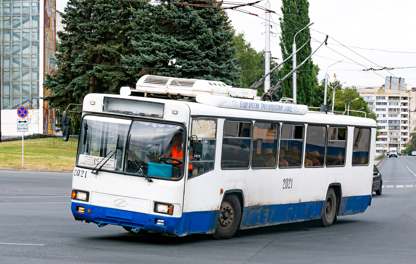 Уфа, БТЗ-52761Т № 2021