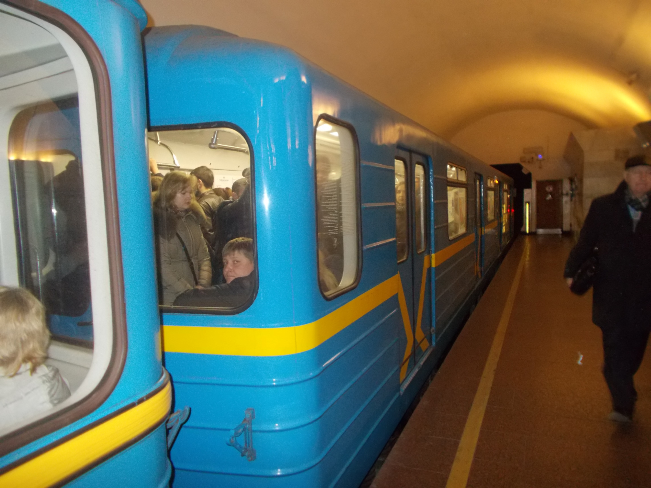 Киев, 81-540.2К № 10399; Киев — Метрополитен — Оболонско-Теремковская линия