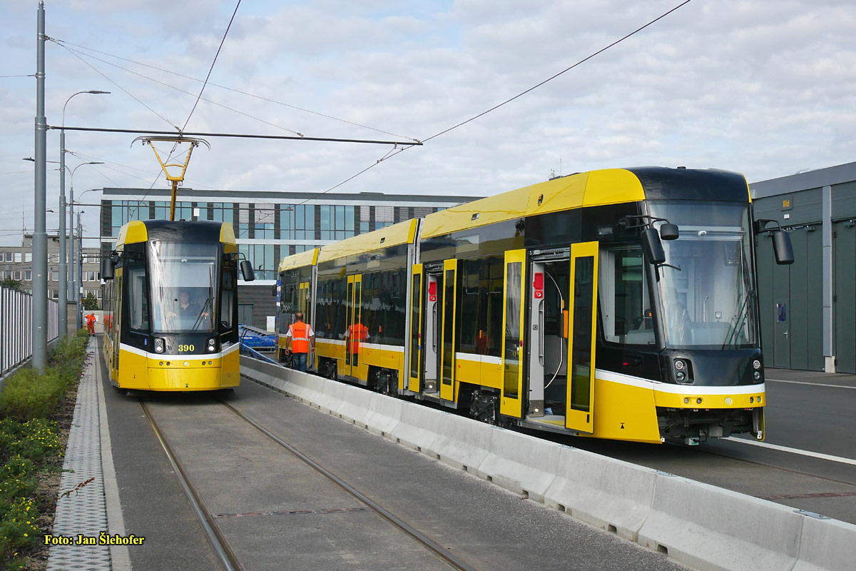 Пльзень, Škoda 40T ForCity Smart № 390; Пльзень, Škoda 40T ForCity Smart № 391