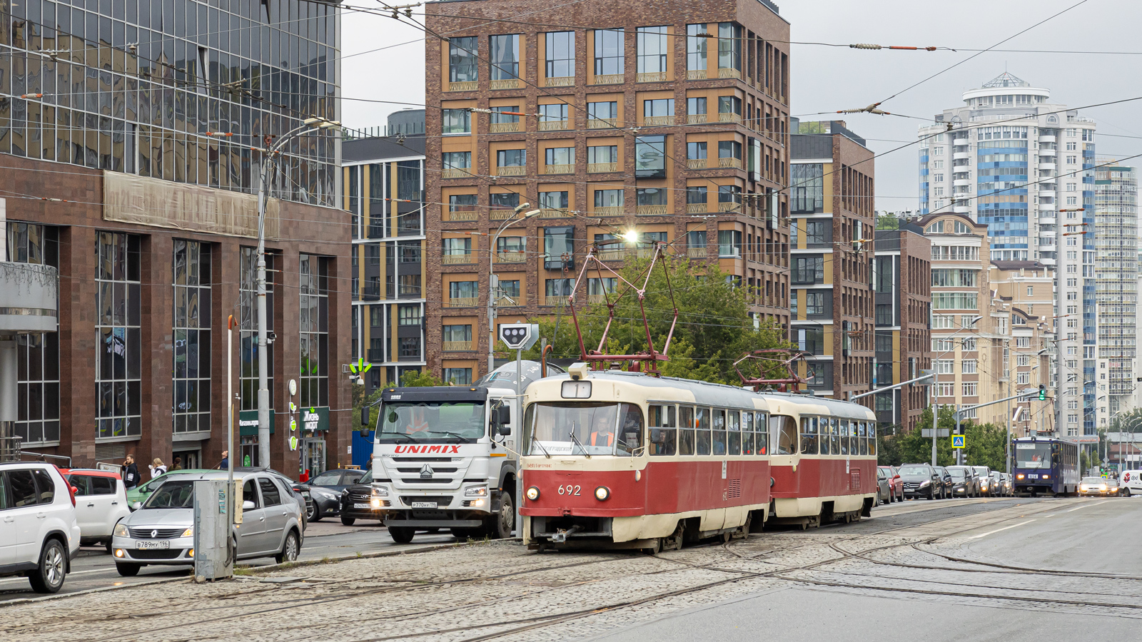 Yekaterinburg, Tatra T3SU Nr. 692