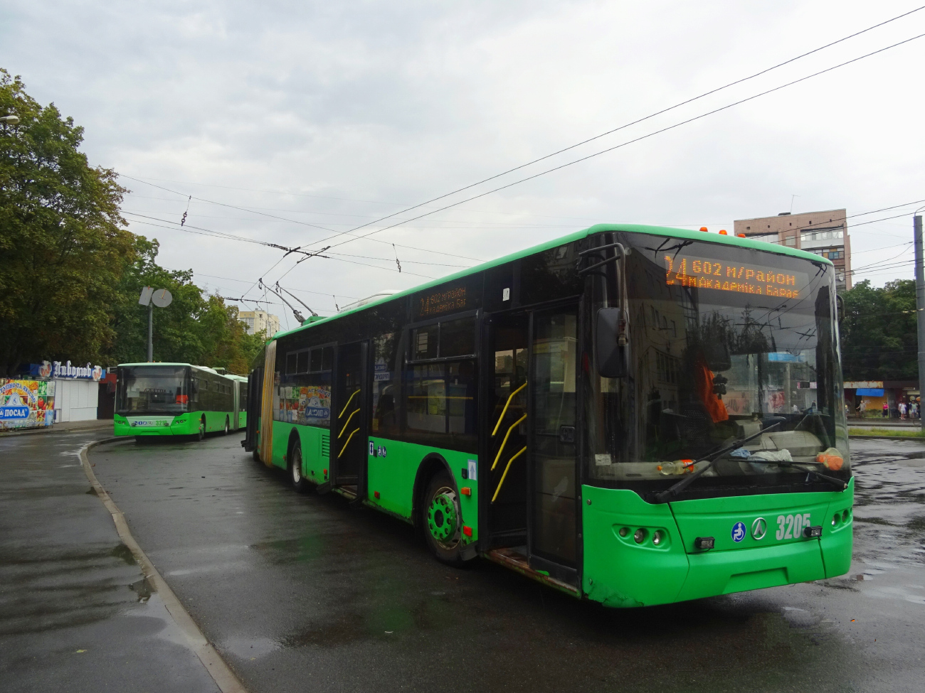 Charkov, LAZ E301D1 č. 3205