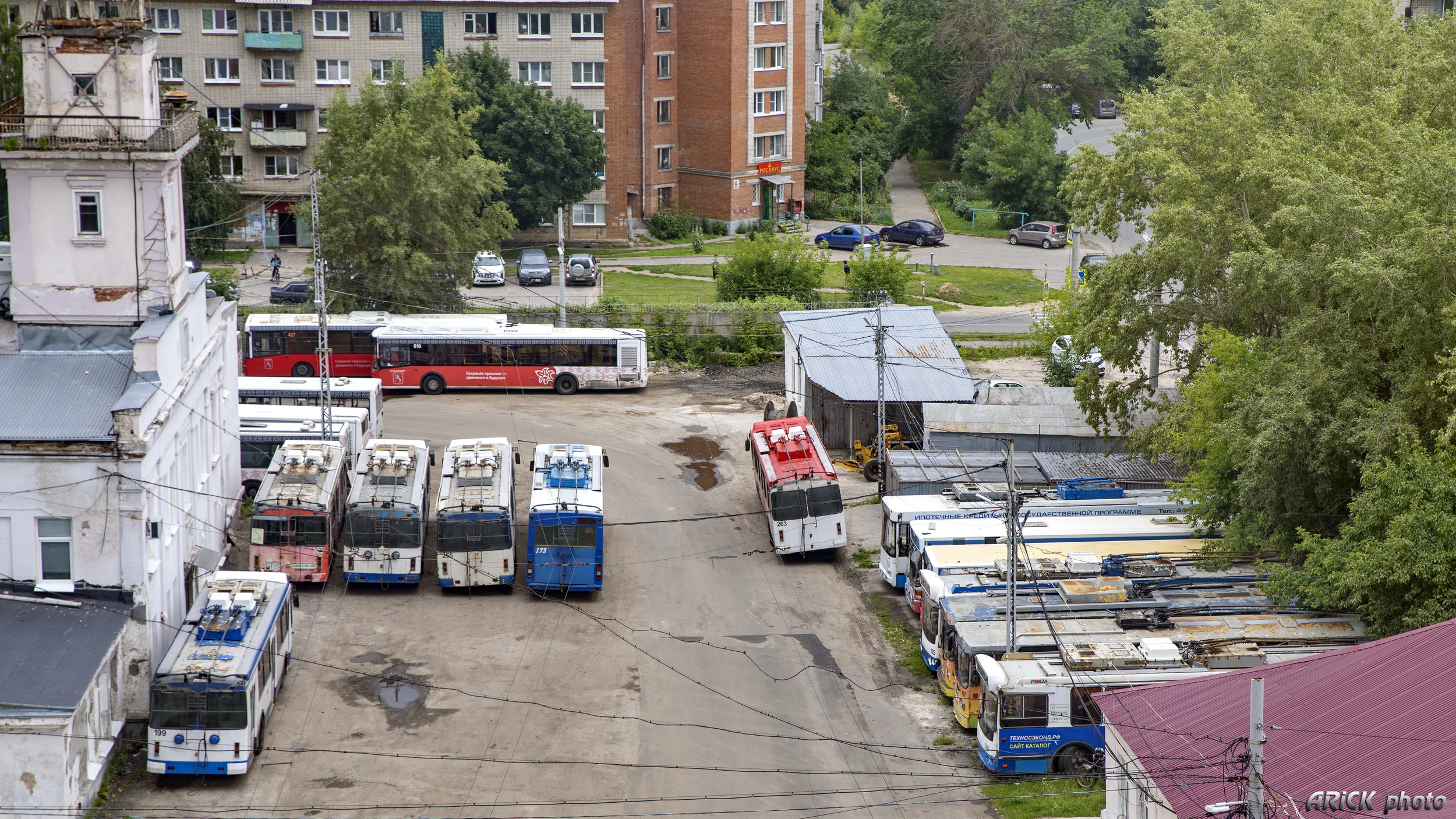 Владимир, ЗиУ-682Г-016.04 № 199; Владимир, ЗиУ-682Г-016.04 № 252; Владимир, ЗиУ-682Г-016.04 № 255; Владимир, Тролза-5275.05 «Оптима» № 173; Владимир, ЗиУ-682Г-016.04 № 263