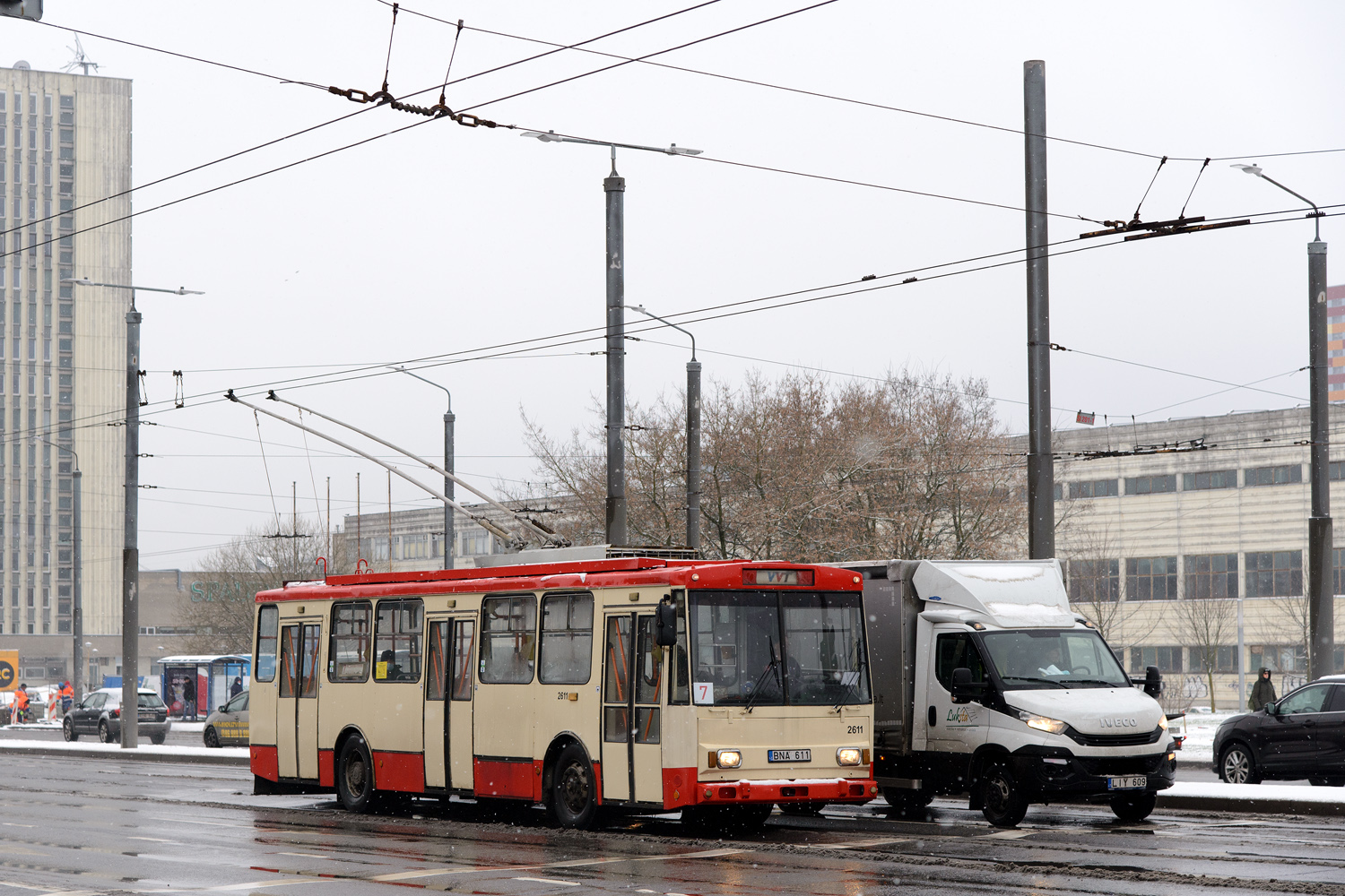 Вильнюс, Škoda 14Tr13/6 № 2611