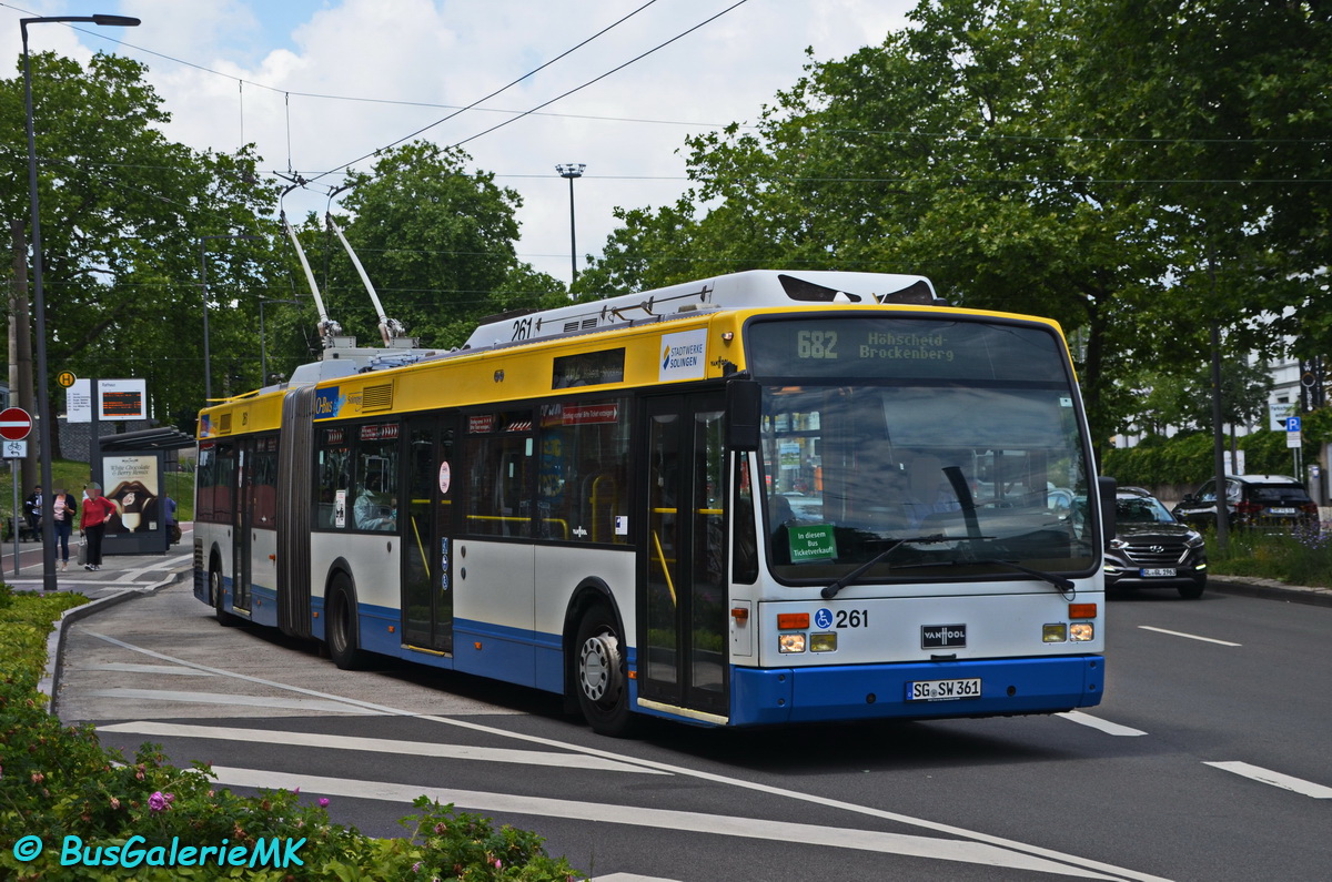 Solingen, Van Hool AG 300T № 261