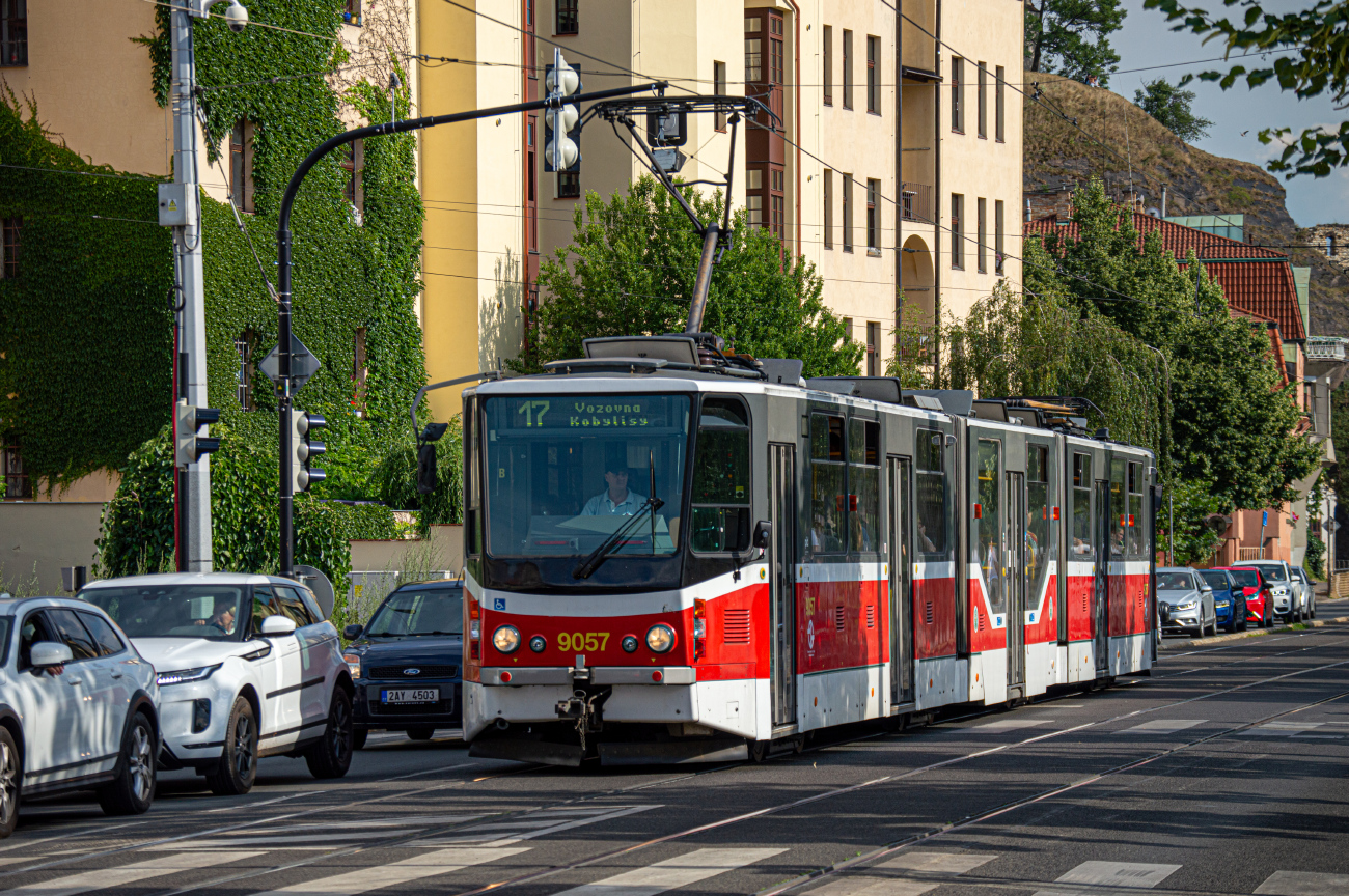 Prague, Tatra KT8D5R.N2P N°. 9057