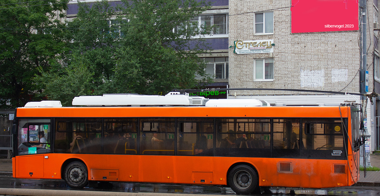 Хабаровск, УТТЗ-6241.01 «Горожанин» № 266