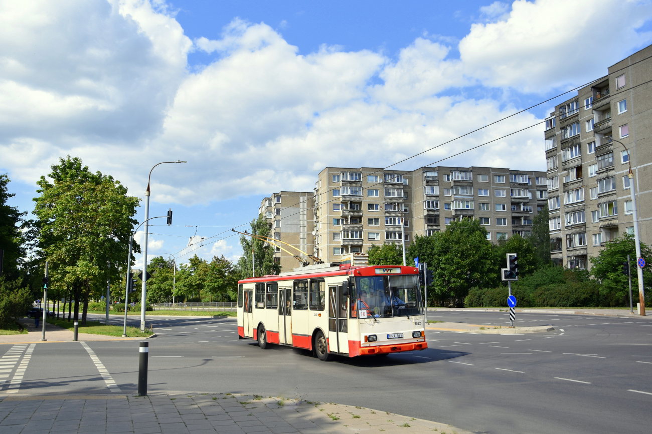 Вильнюс, Škoda 14Tr07 № 2582