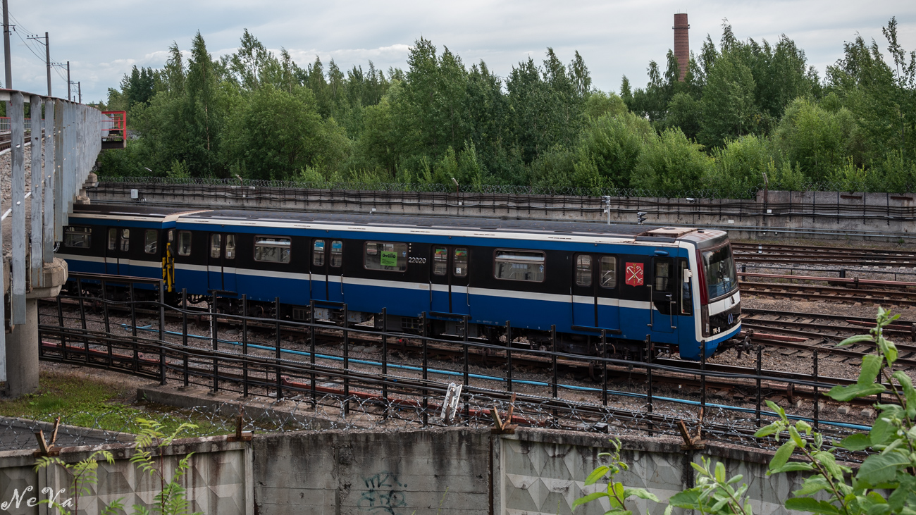 Санкт-Петербург, 81-722 «Юбилейный» № 22020