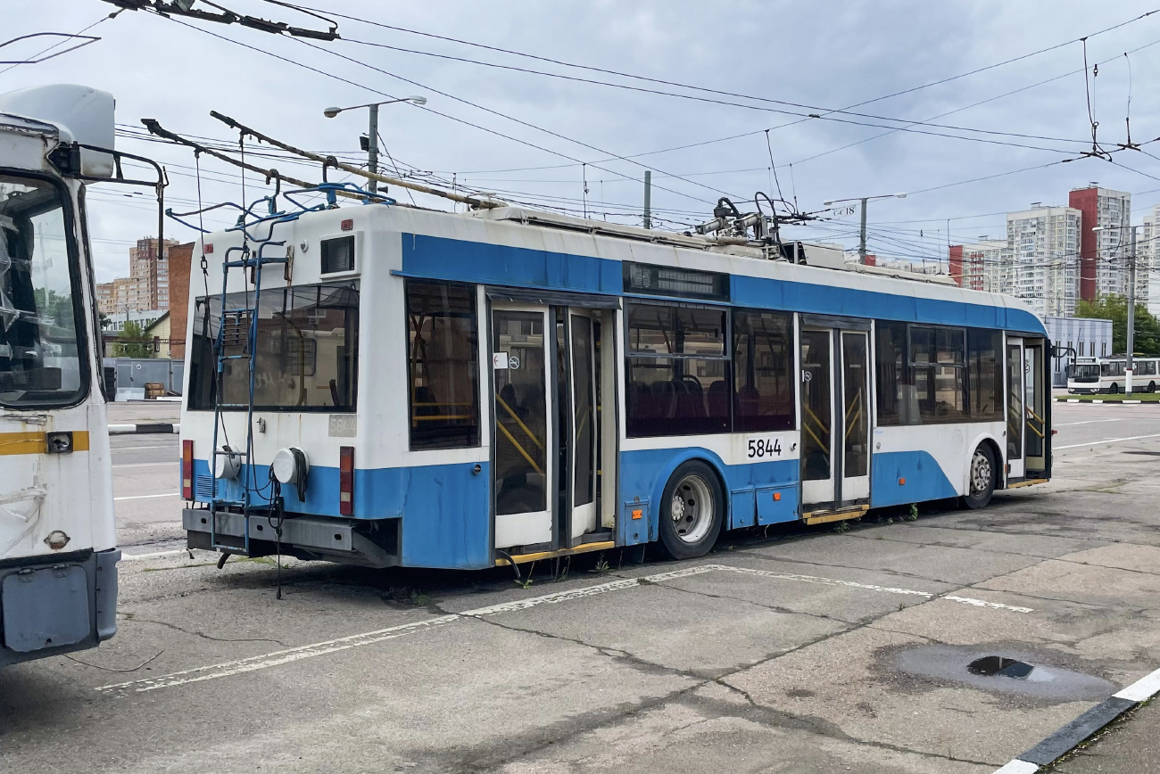 Химки, БКМ 321 № 0048