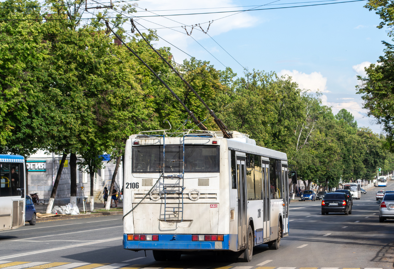 Уфа, НефАЗ-БТЗ 52765А № 2106