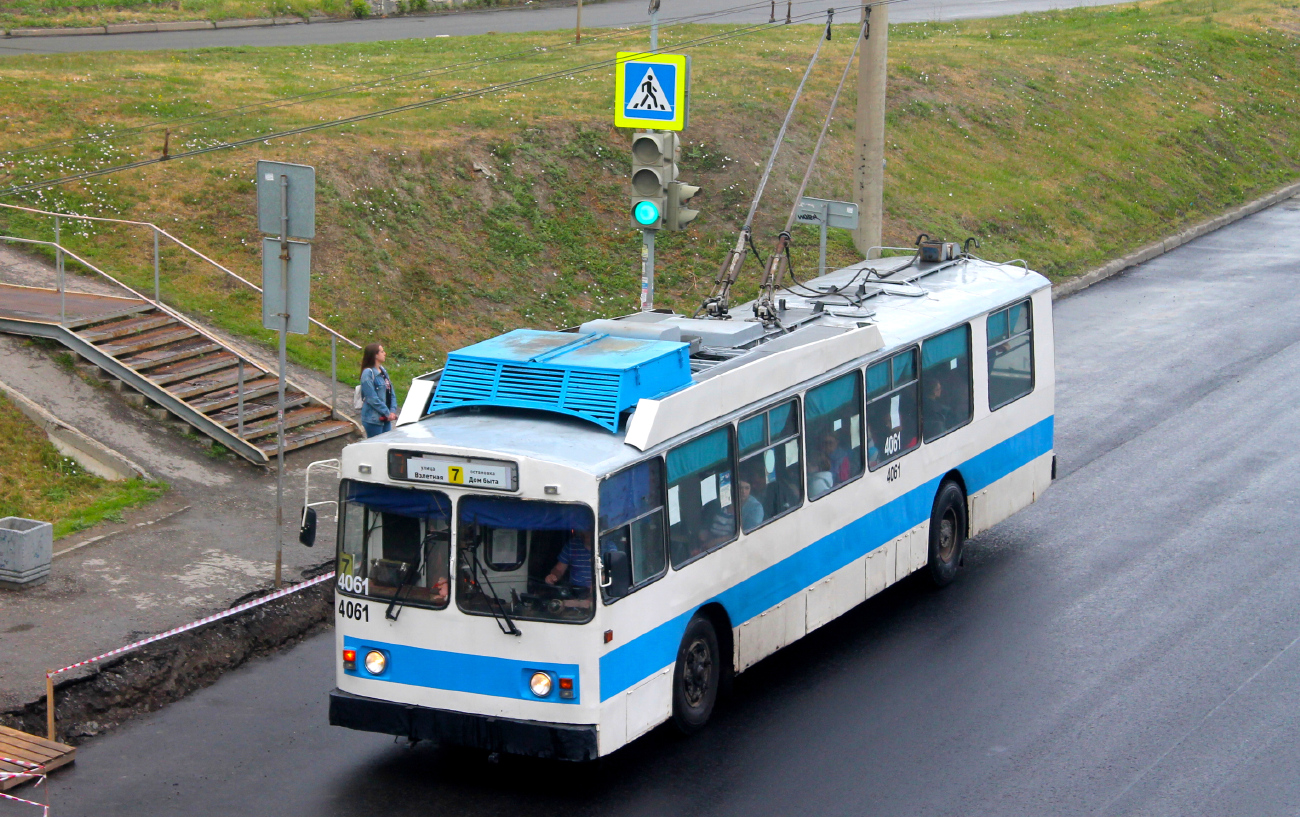 Барнаул, ЗиУ-682 КВР БТРМ № 4061 Барнаул, ЗиУ-682 КВР БТРМ № 4061