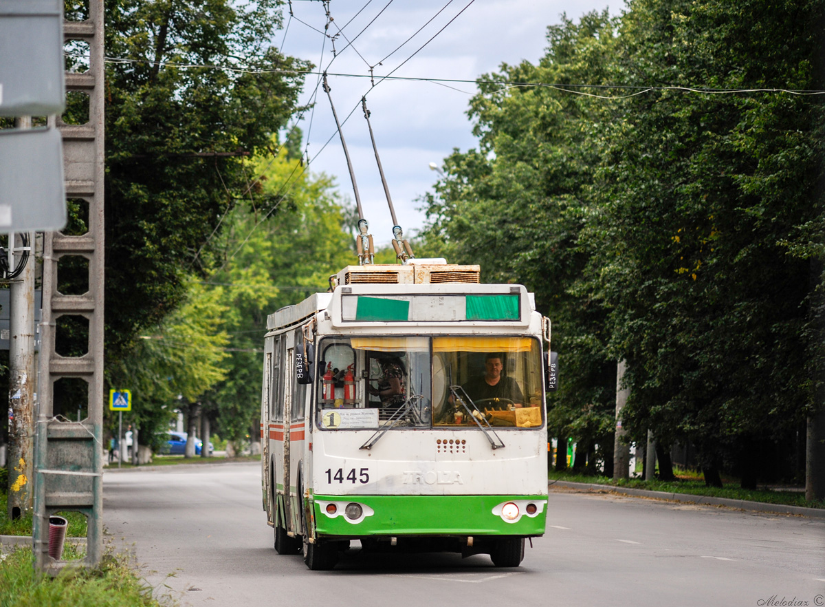 Пенза, ЗиУ-682Г-016 (017) № 1445