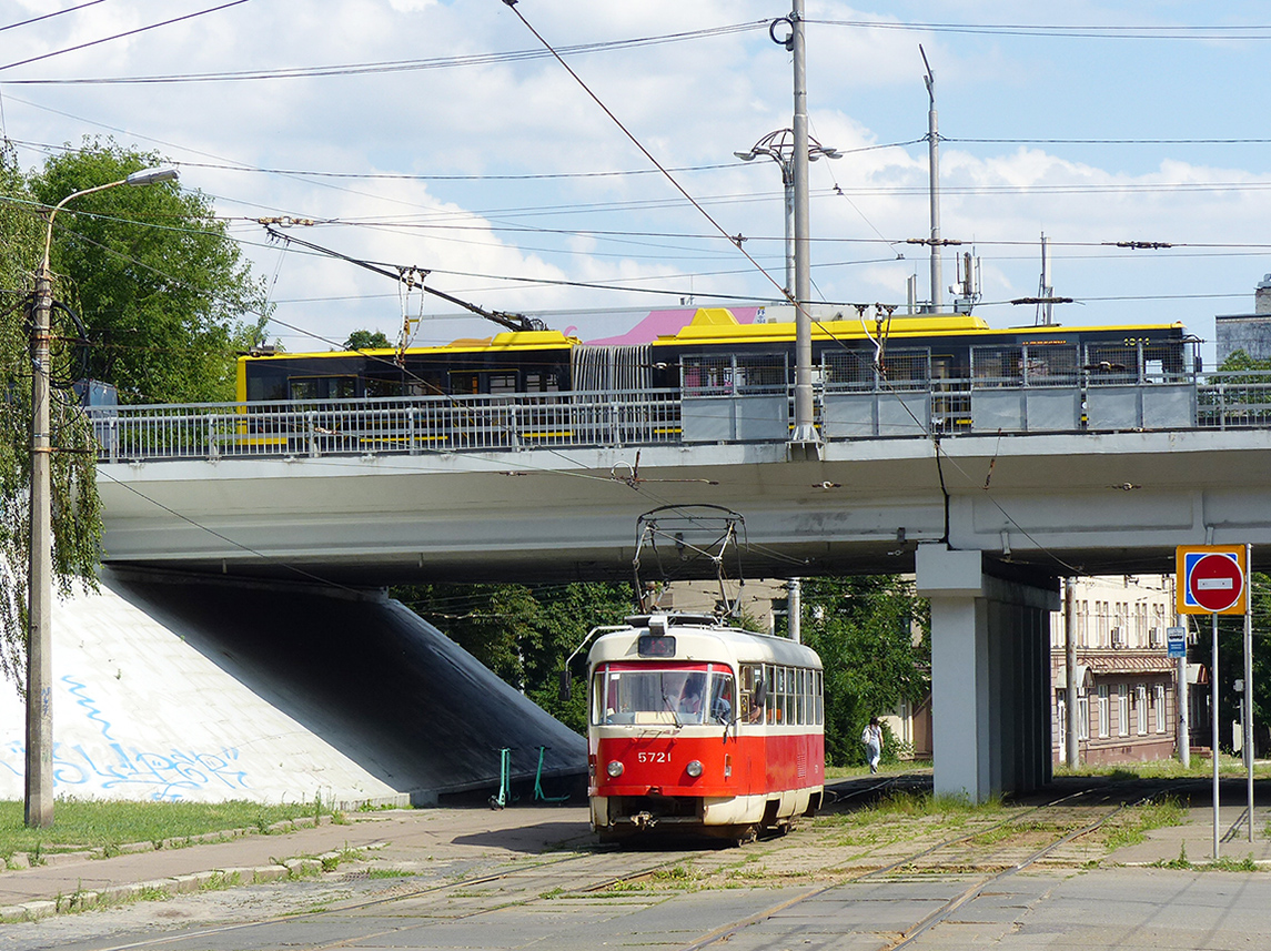 Киев, Tatra T3SU № 5721