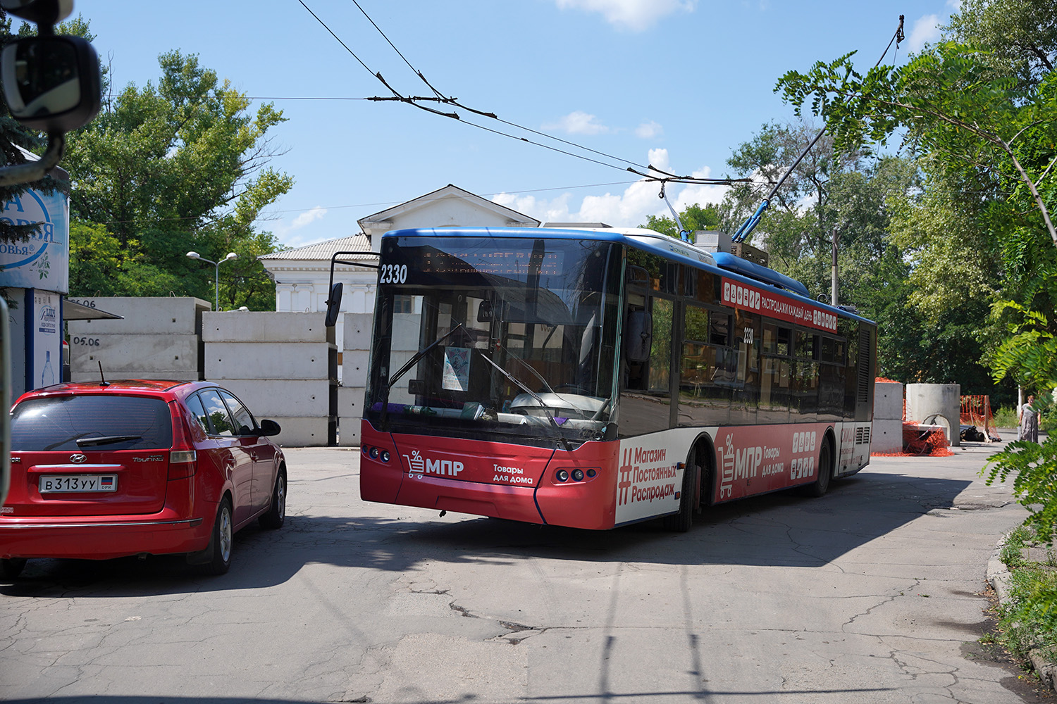 Донецк, ЛАЗ E183A1 № 2330