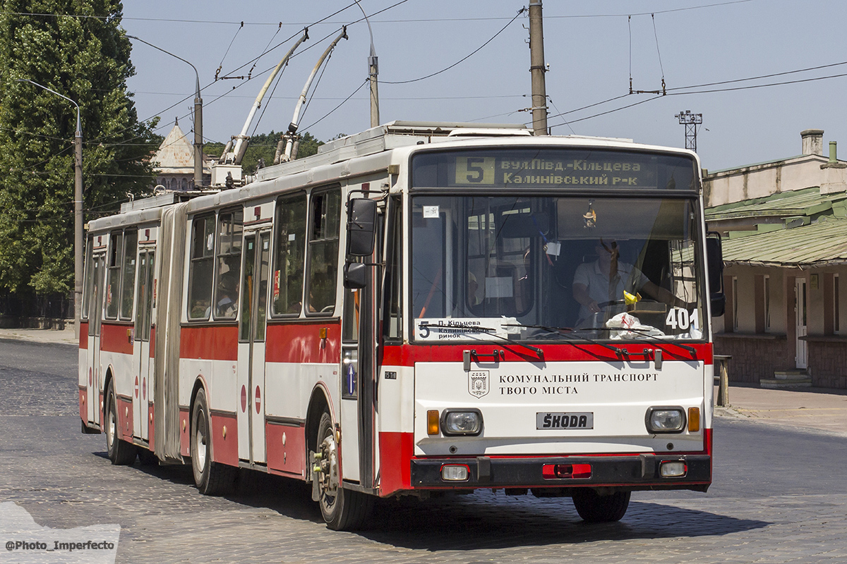 Черновцы, Škoda 15Tr13/6M № 401