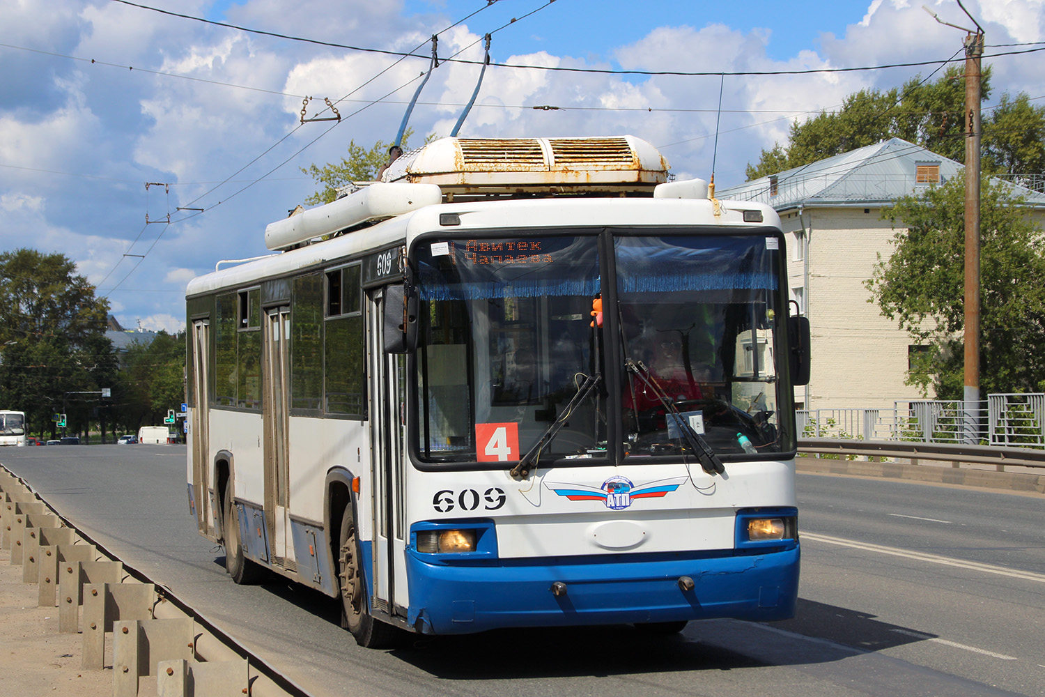 Kirov, BTZ-52768A č. 609