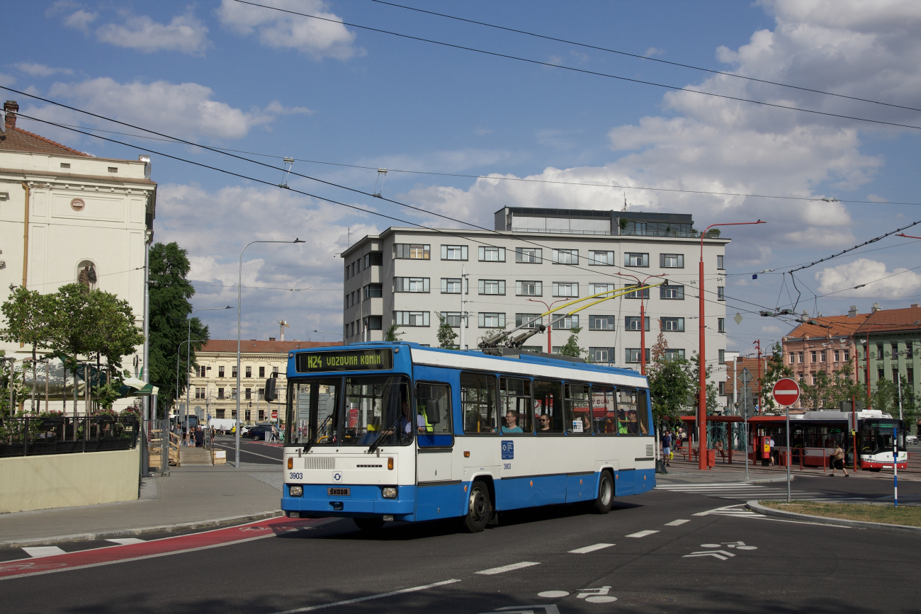 Брно, Škoda 17Tr № 3903