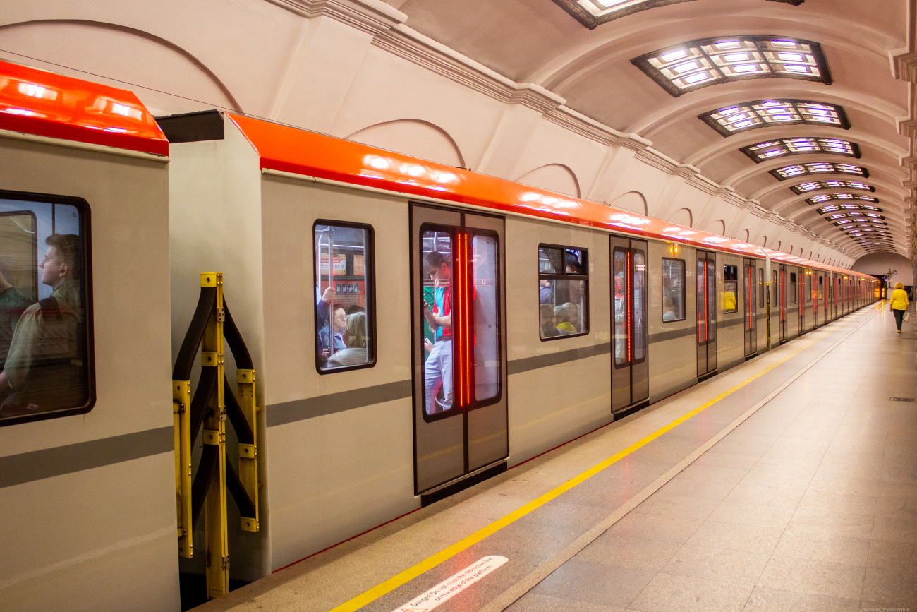 Pietari, 81-727.1 "Baltiets" # 27001