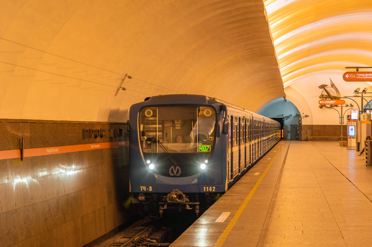 Санкт-Петербург, 81-717.5П № 1142